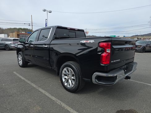 Used 2019 Chevrolet Silverado 1500 LTZ w/ LTZ Plus Package AWD/4WD image 6