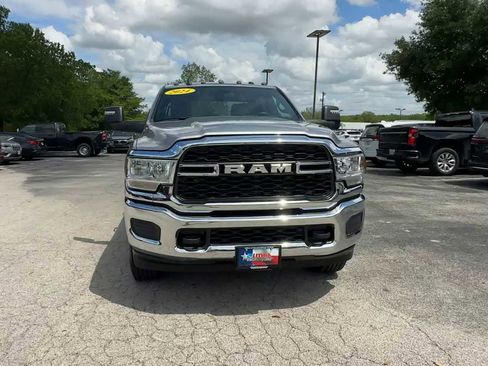 Used 2024 RAM 3500 Tradesman w/ Chrome Appearance Group image 3