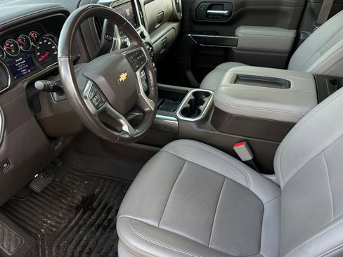 Used 2021 Chevrolet Silverado 2500 LTZ w/ LTZ Convenience Package image 10