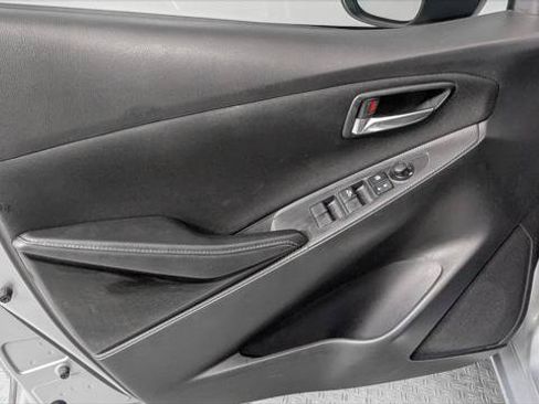Used 2018 Toyota Yaris iA FWD image 13