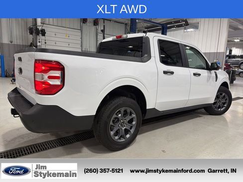 Used 2025 Ford Maverick XLT w/ 4K Tow Package AWD/4WD image 10