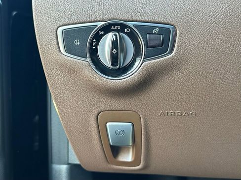 Used 2023 Mercedes-Benz E 350 Sedan image 42