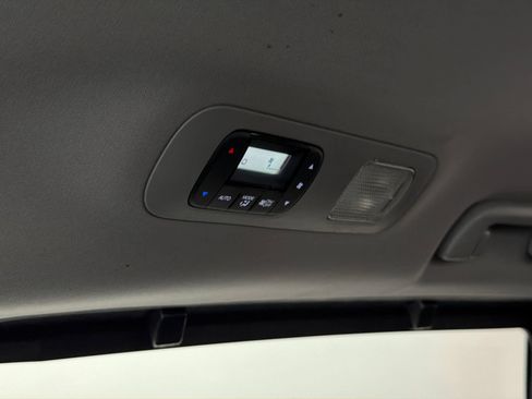Used 2023 Honda Odyssey Touring image 28