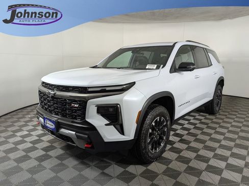New 2026 Chevrolet Traverse Z71 w/ Enhanced Driving Package AWD/4WD image 1