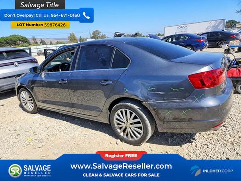 Used 2013 Volkswagen Jetta SEL FWD image 3