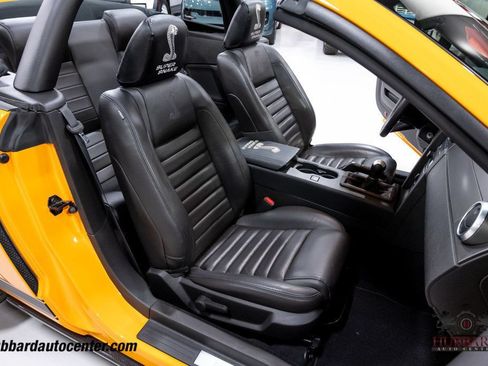 Used 2008 Ford Mustang Shelby GT500 RWD image 25