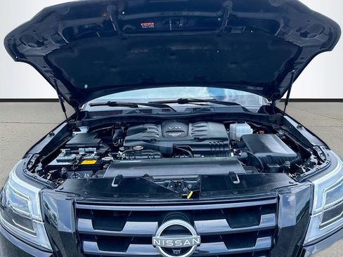 Used 2023 Nissan Armada SL w/ Midnight Edition Package AWD/4WD image 32