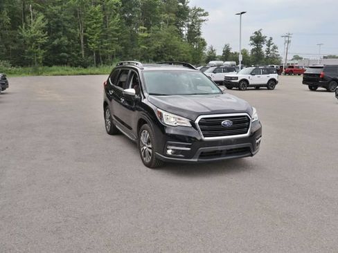 Used 2019 Subaru Ascent Touring AWD/4WD image 9