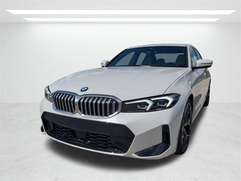 New 2026 BMW 330i Sedan w/ M Sport Package image 8
