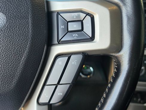 Used 2022 Ford F350 Lariat w/ Lariat Ultimate Package AWD/4WD image 17