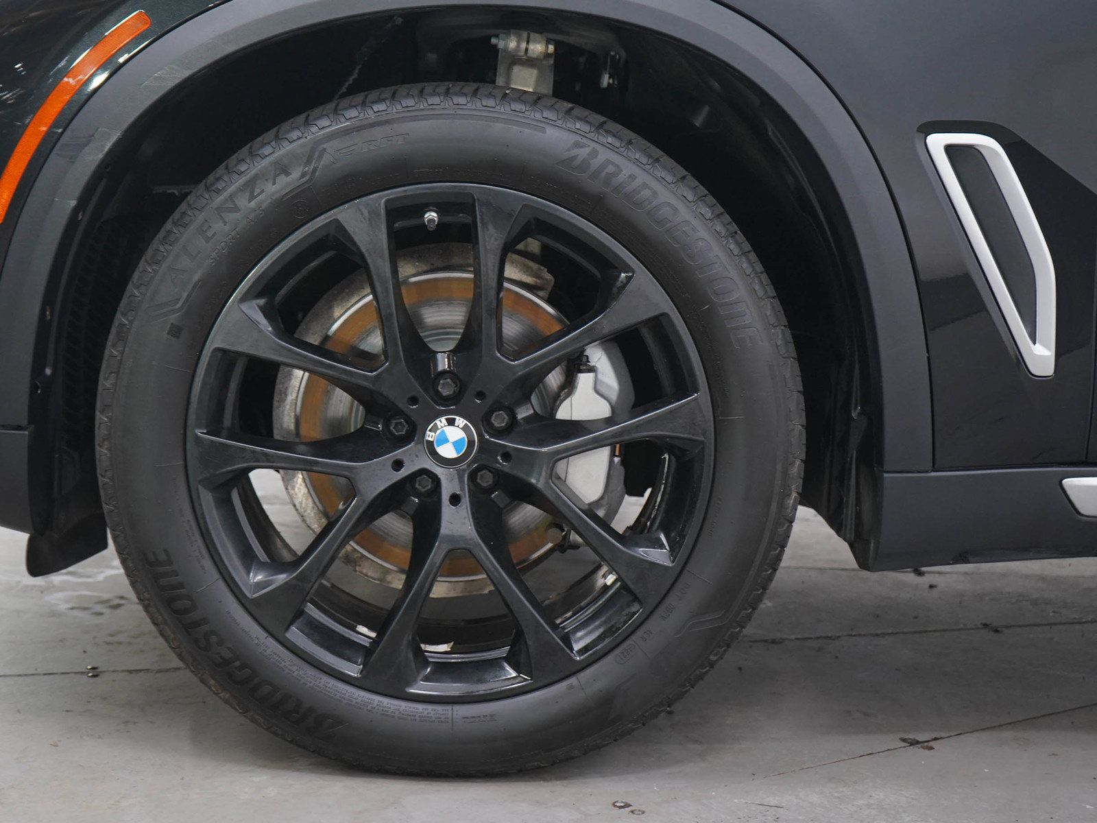 Used 2022 BMW X5 xDrive40i AWD/4WD image 32