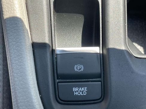 Used 2023 Honda Accord EX image 28