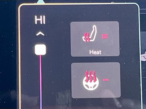 Used 2023 Jeep Compass Limited image 20