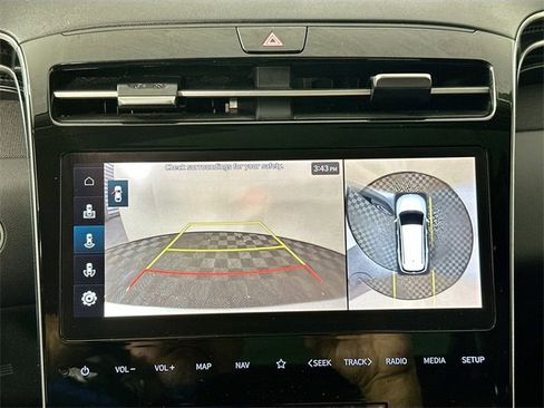 Used 2023 Hyundai Tucson Limited image 14