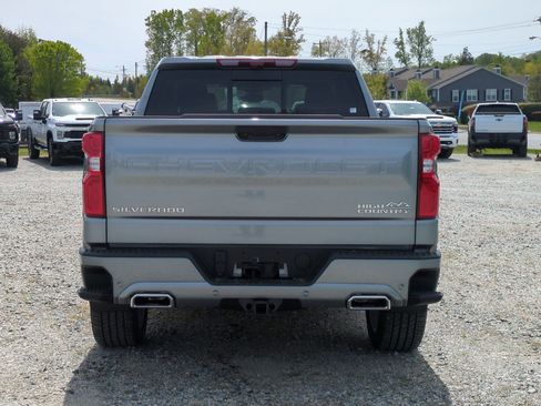 New 2026 Chevrolet Silverado 1500 High Country AWD/4WD image 8