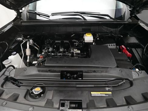 Certified 2025 Nissan Pathfinder Rock Creek image 3