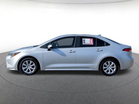 Used 2023 Toyota Corolla LE FWD image 3