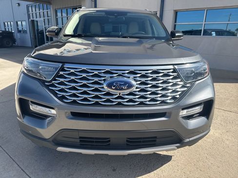 Used 2021 Ford Explorer Platinum image 6