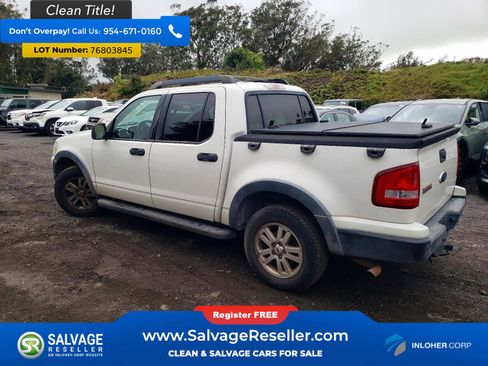 Used 2010 Ford Explorer Sport Trac XLT image 3