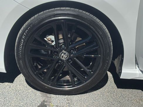 Used 2025 Toyota Camry SE image 35