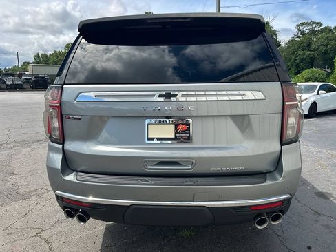 Used 2023 Chevrolet Tahoe Premier AWD/4WD image 7