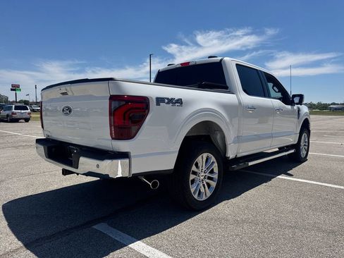 Used 2025 Ford F150 Lariat w/ Equipment Group 502A High AWD/4WD image 6