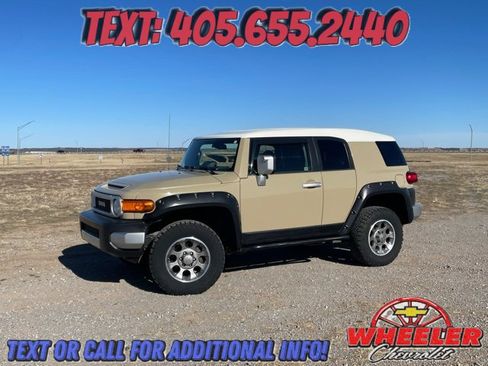 Used 2012 Toyota FJ Cruiser 4WD w/ Convenience Pkg image 23