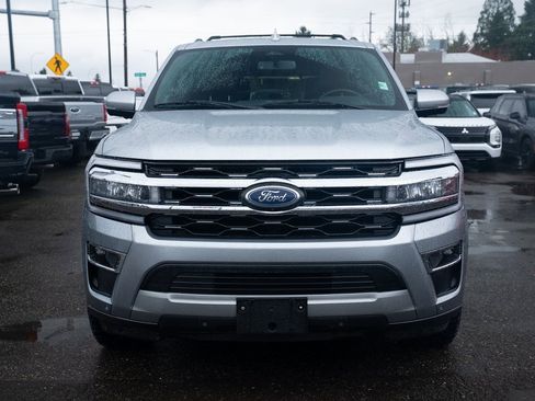 Used 2024 Ford Expedition Limited image 2