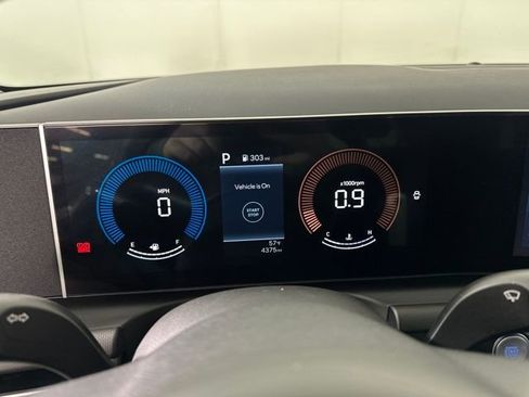 Certified 2025 Hyundai Santa Cruz SE image 46