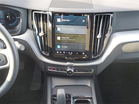 Used 2023 Volvo XC60 T8 Core w/ Climate Package image 15