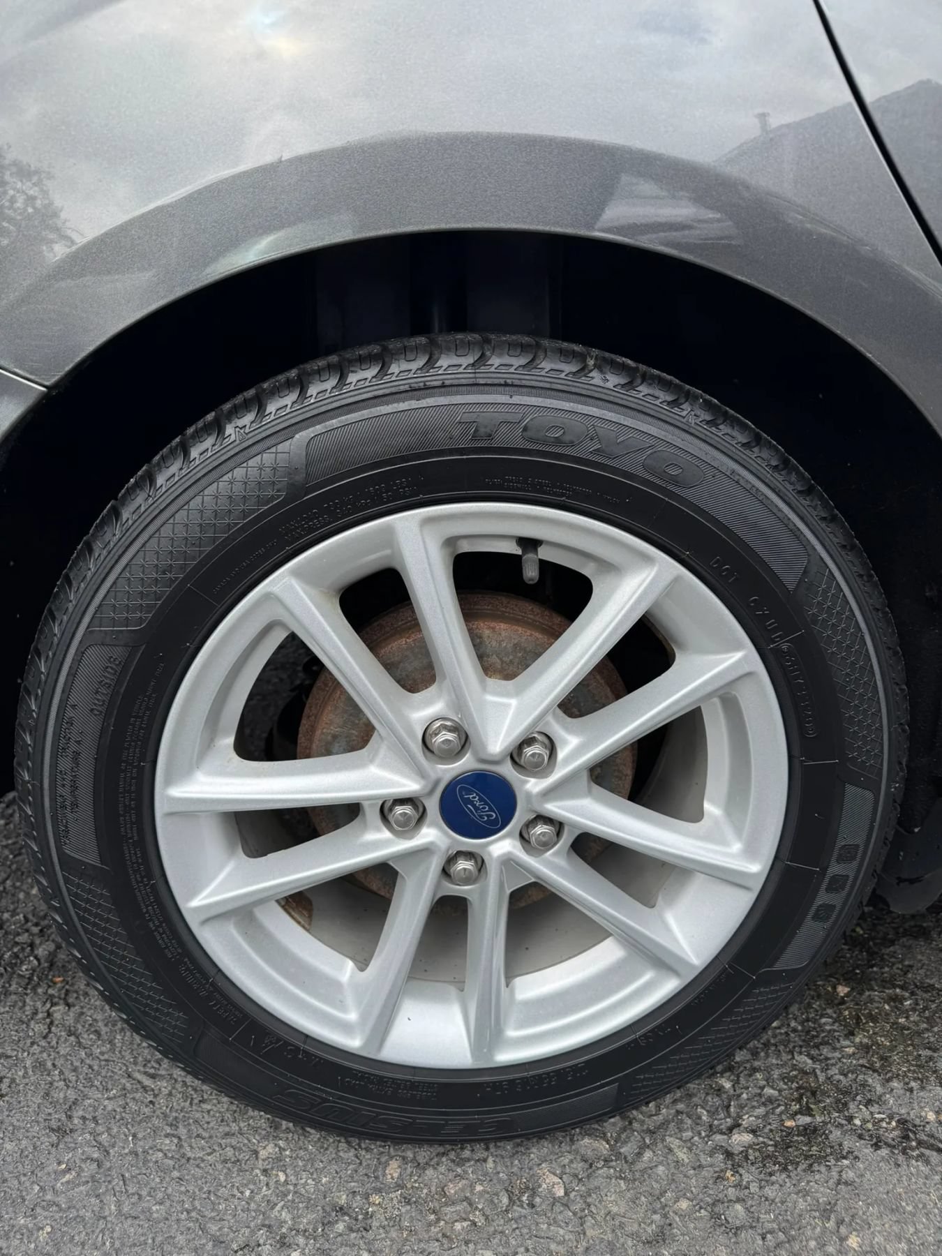 Used 2015 Ford Focus SE w/ SE Cold Weather Package FWD image 10