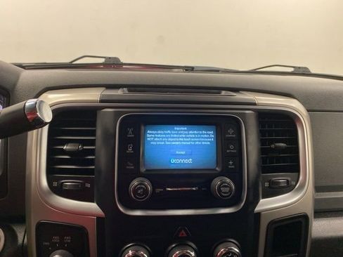 Used 2018 RAM 2500 SLT image 12