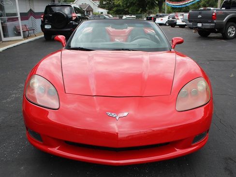 Used 2005 Chevrolet Corvette Convertible w/ Preferred Equipment Group RWD image 10