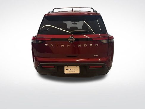 Used 2022 Nissan Pathfinder SV image 5