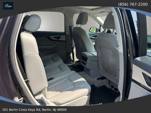 Used 2019 Audi Q7 2.0T Premium w/ Convenience Package AWD/4WD image 18