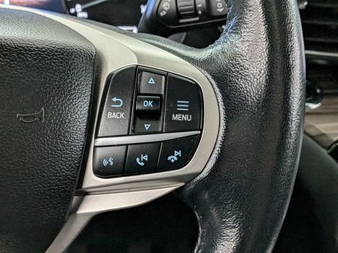 Certified 2022 Ford Explorer Limited w/ Equipment Group 301A AWD/4WD image 29