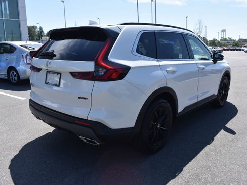 Certified 2023 Honda CR-V Sport image 9