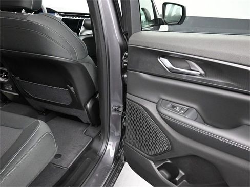 New 2025 Jeep Grand Cherokee Laredo X image 20