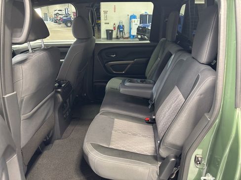Used 2024 Nissan Titan SV w/ SV Bronze Edition Package image 32