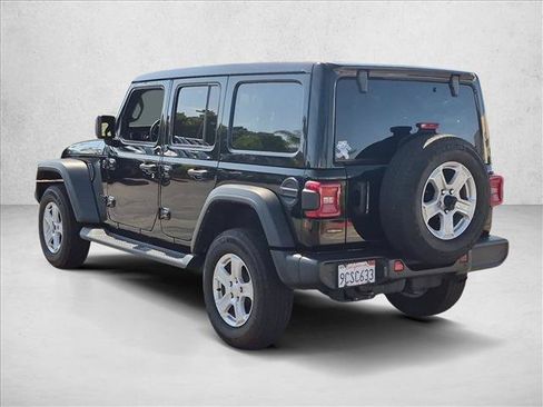 Used 2022 Jeep Wrangler Unlimited Sport w/ Sun And Sound Package AWD/4WD image 7