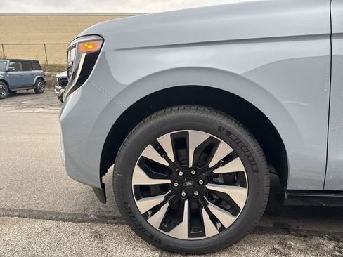 New 2025 Ford Expedition Max Platinum w/ Platinum Ultimate Package image 20