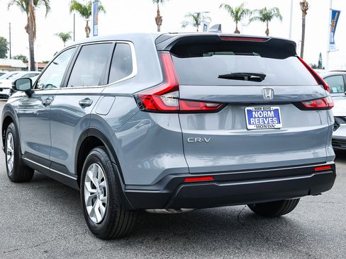 Used 2025 Honda CR-V LX image 8