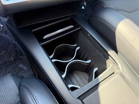 Used 2018 Tesla Model S 75D image 26