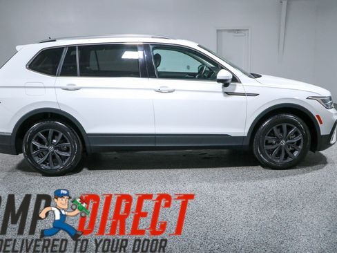 Used 2022 Volkswagen Tiguan SE FWD image 6