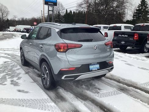 Certified 2023 Buick Encore GX Select image 5