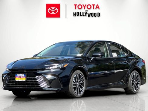 New 2026 Toyota Camry XLE FWD image 7