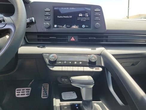 New 2026 Hyundai Elantra SEL Sport FWD image 15