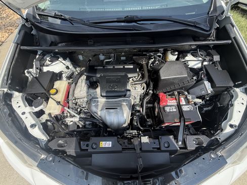 Used 2018 Toyota RAV4 Limited FWD image 21