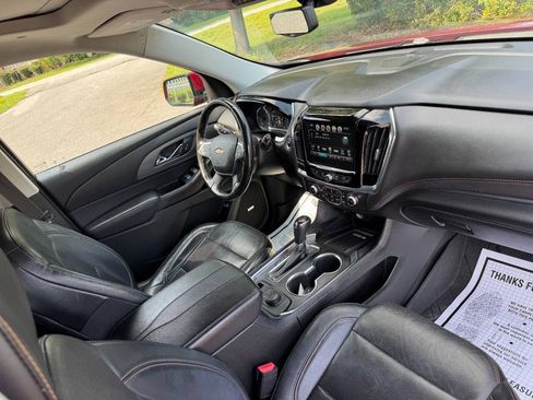 Used 2019 Chevrolet Traverse Premier w/ LPO, Floor Liner Package AWD/4WD image 16