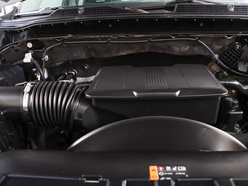 Used 2024 Chevrolet Silverado 2500 Custom image 30